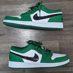 Jordan 1 low Sz 8.5
